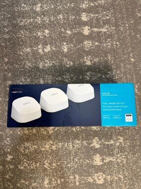 eero 6 Mesh Wi‑Fi System - White and Blue Packaging